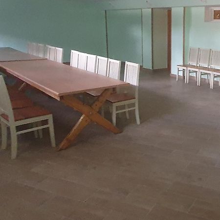 Pasienis Pasvaliečiai Buitenkant foto